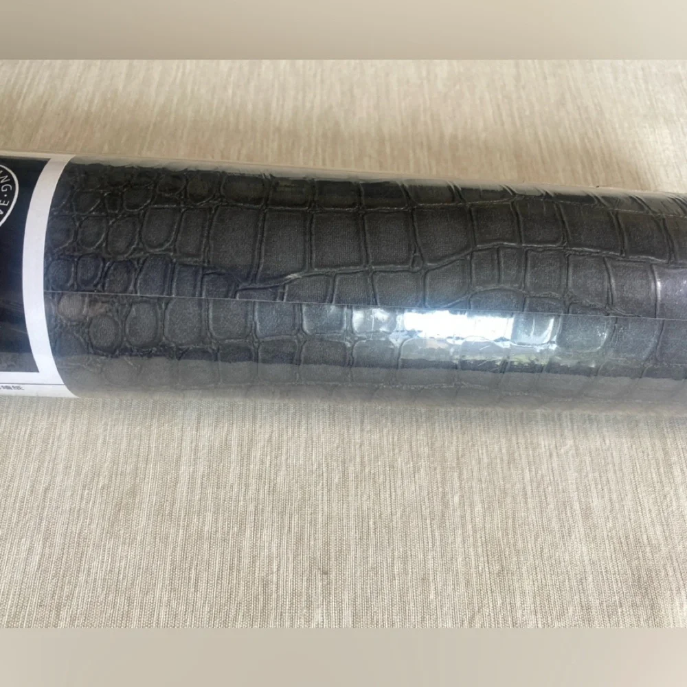 NWT Super Fresco Easy Wallpaper 1 Roll 32-659 Crocodile Black 10.05m x .52m